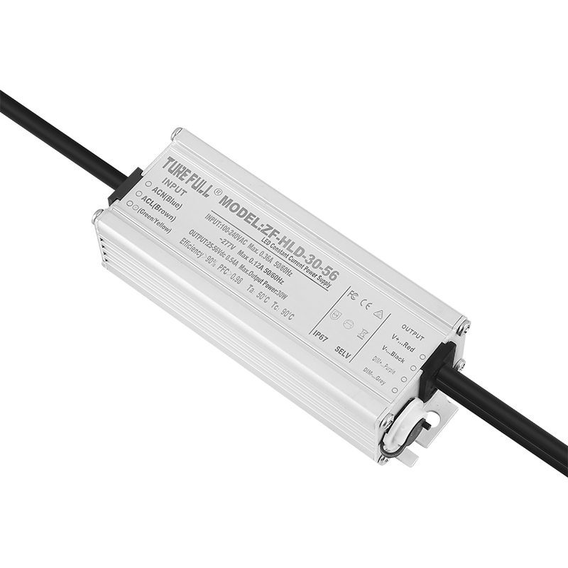 選擇LED理療燈電源時(shí)，可以考慮以下幾個(gè)因素